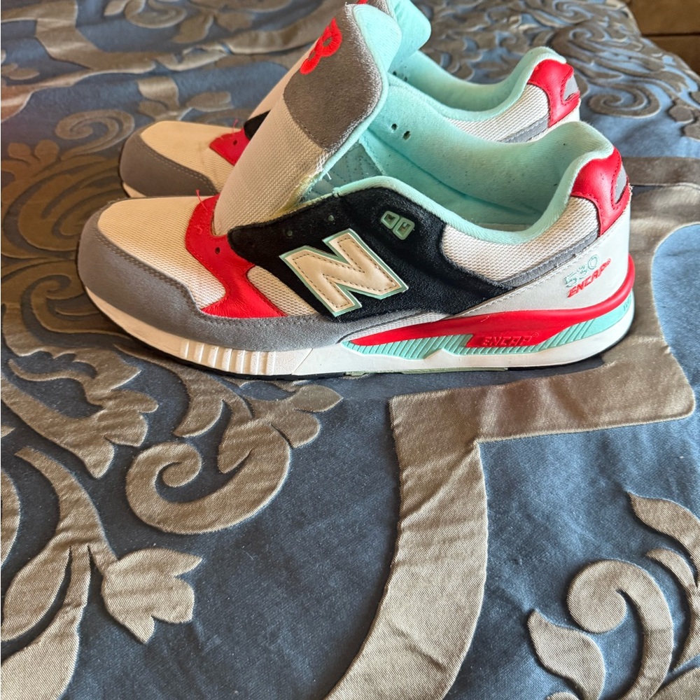 New Balance Multicolor Sneakers